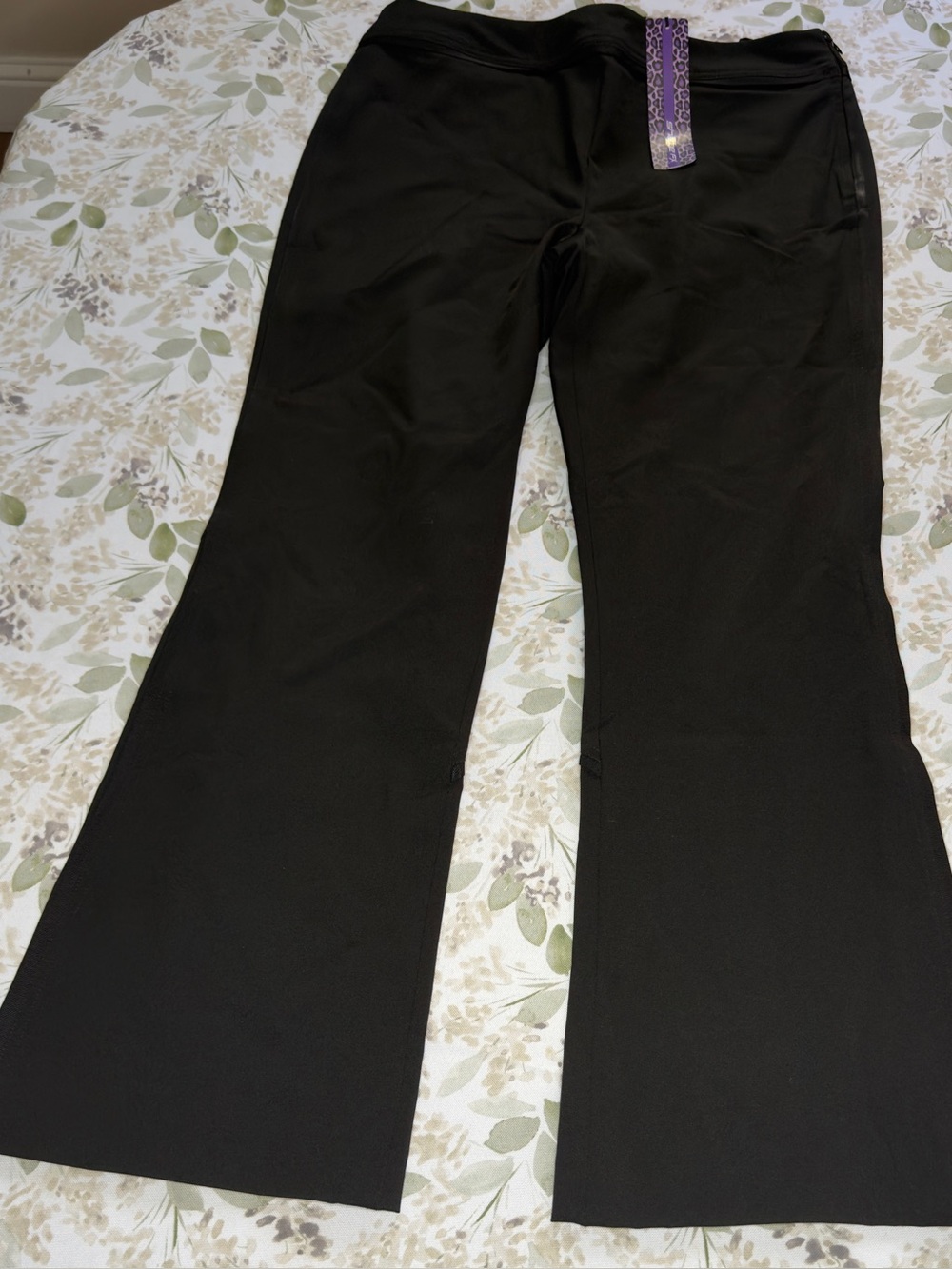 Shape FX Black Flared Leg Stretch Pants size 12 NWT
